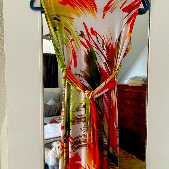 Dress - Picture 2 of 7